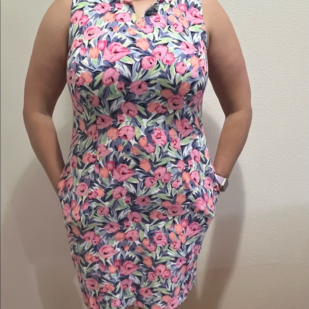 Talbots size 14 dress with pockets. Great for Easter or a tropical vacation!